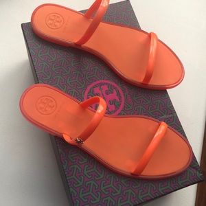 I brought these off poshmark, to small for me.